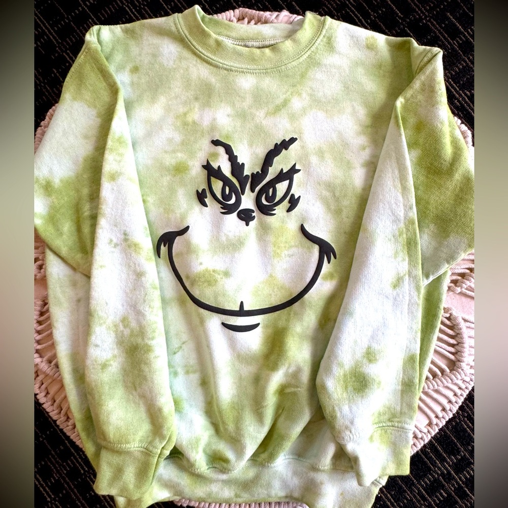 NEW!! Handmade (tied dye) Grinch sweatshirt
